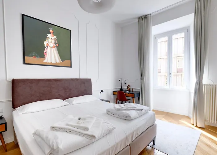 Apartment Stunning 1br, 2bath In The Heart Of 6c *